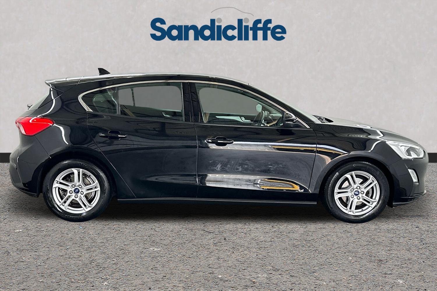 Used Ford Focus 2019 for sale - 76037118: Photo 3