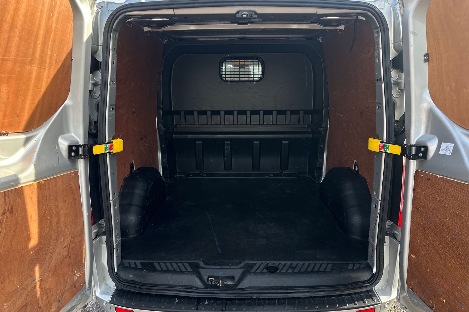 Used Ford Transit Custom 2022 for sale - 77465489: Photo 18