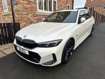 Used BMW 3 Series 2022 for sale - 78436103: Photo