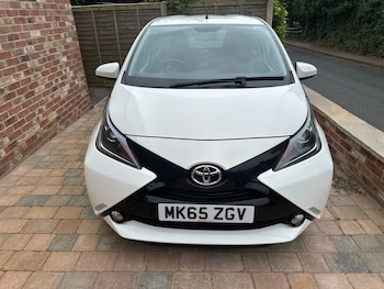 Used Toyota AYGO 2015 for sale - 76477814: Photo
