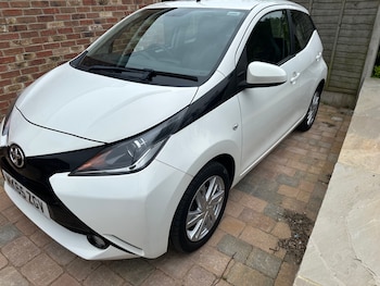 Used Toyota AYGO 2015 for sale - 76477814: Photo