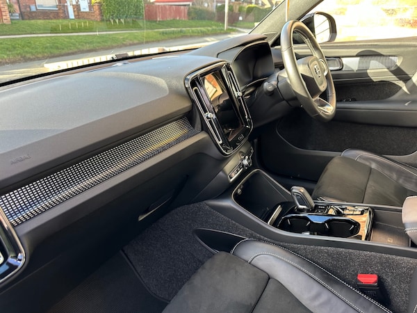 Used Volvo XC40 2021 for sale - 74010420: Photo 10