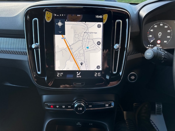 Used Volvo XC40 2021 for sale - 74010420: Photo 9