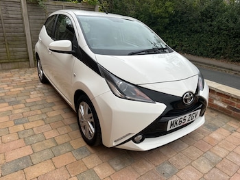 Toyota - AYGO
