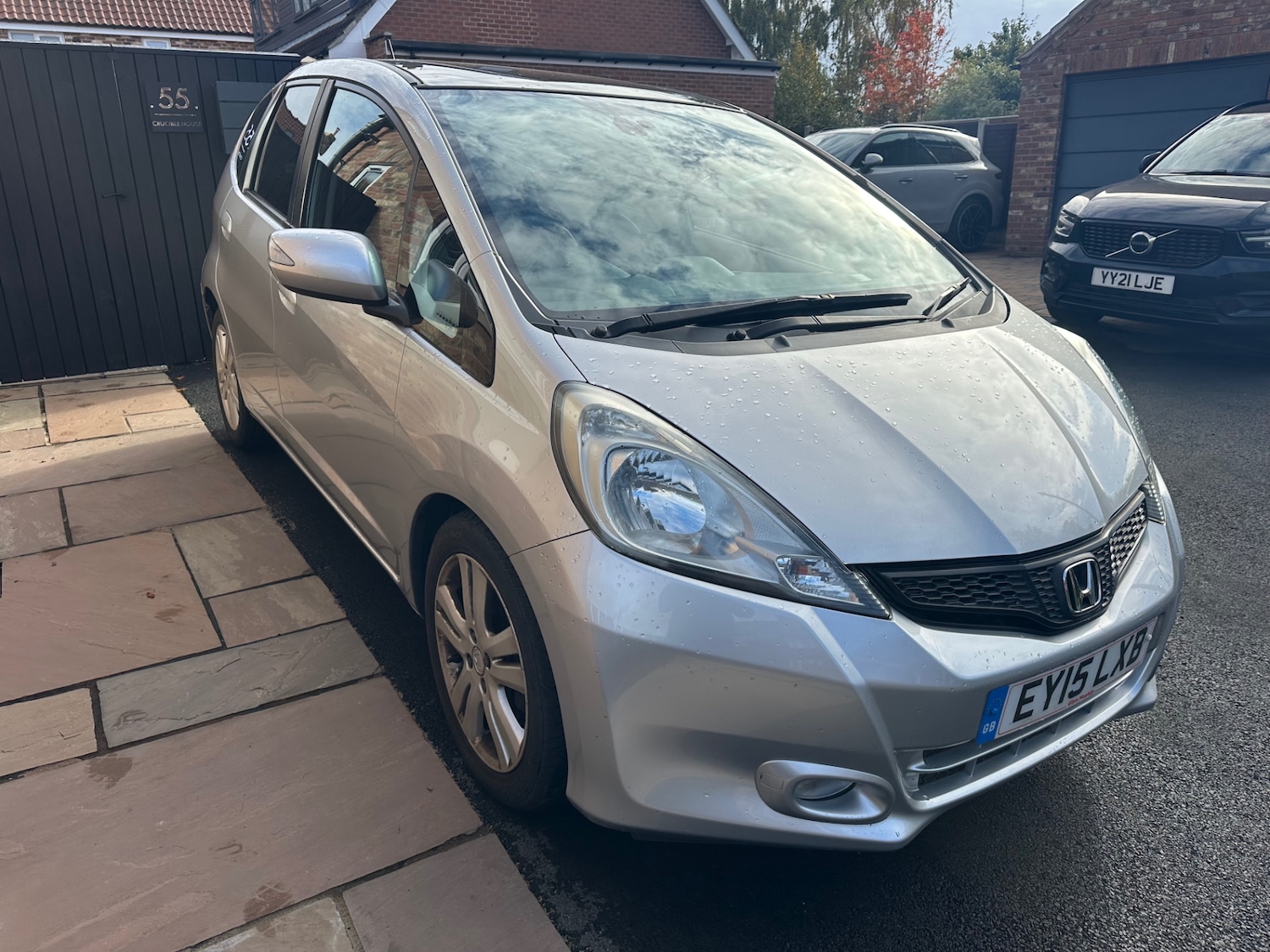 Used Honda Jazz 2015 for sale - 76352680: Photo 1