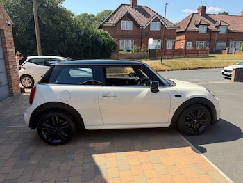 Used MINI Hatch 2020 for sale - 79193695: Photo
