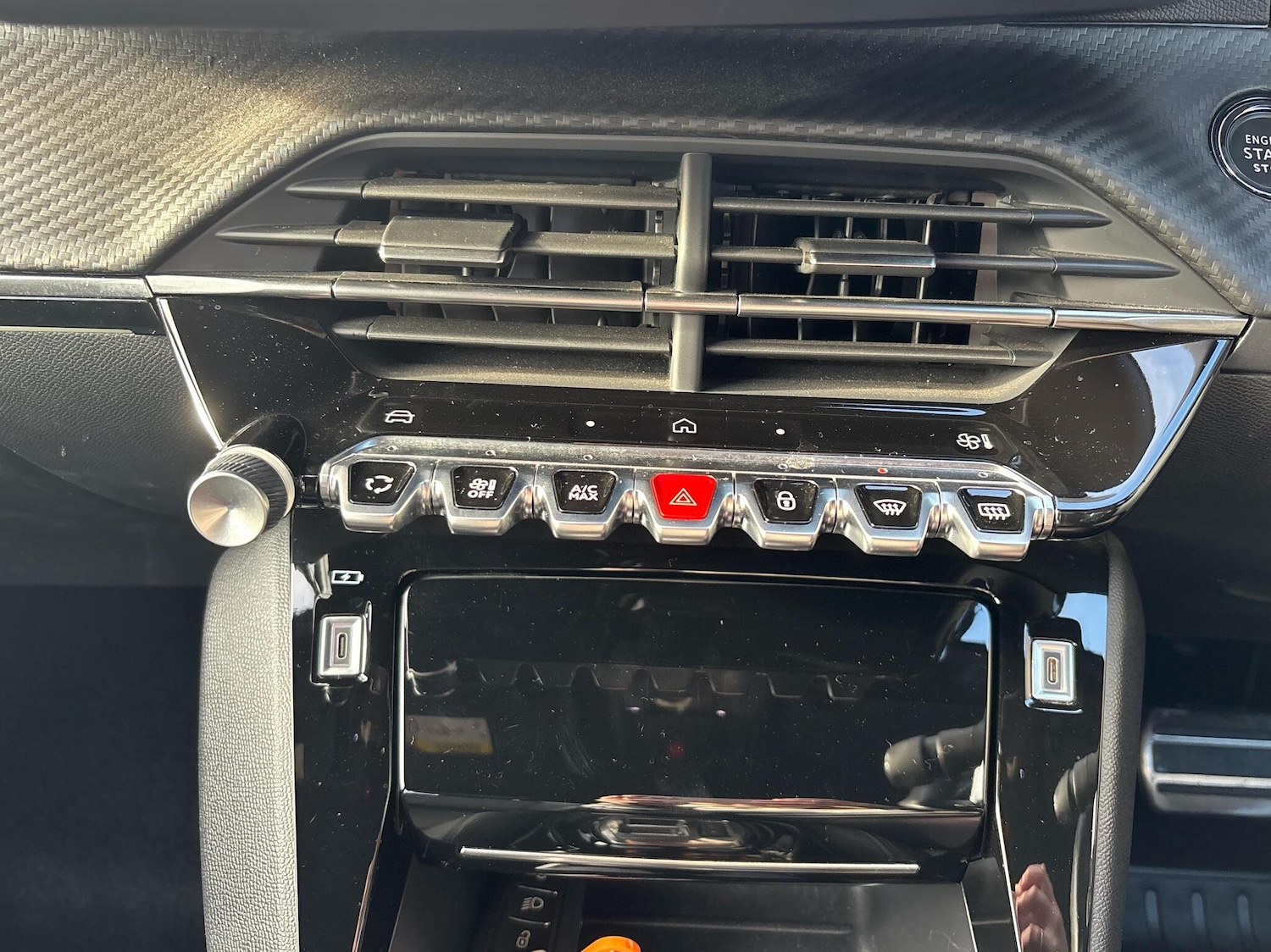 Used Peugeot 2008 2023 for sale - 76675492: Photo 14