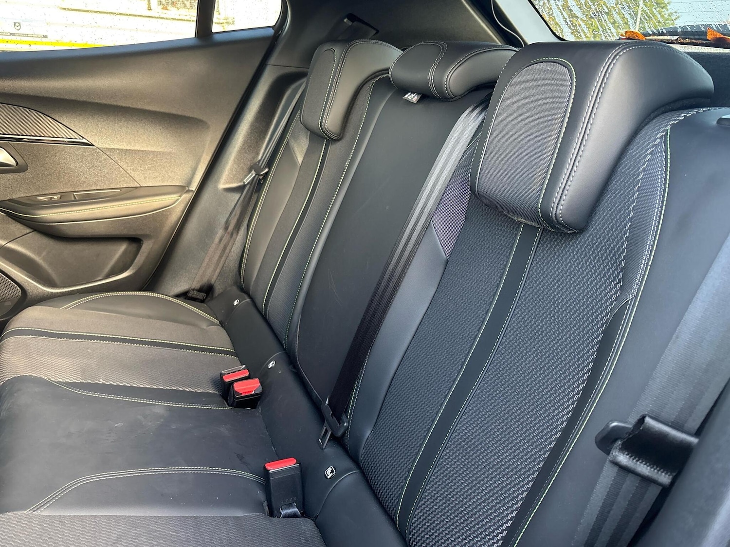 Used Peugeot 2008 2023 for sale - 76675492: Photo 6