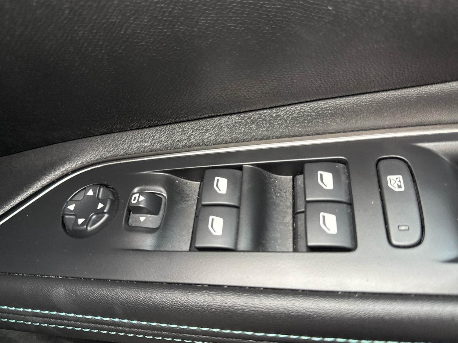 Used Peugeot 5008 2023 for sale - 76677028: Photo 17