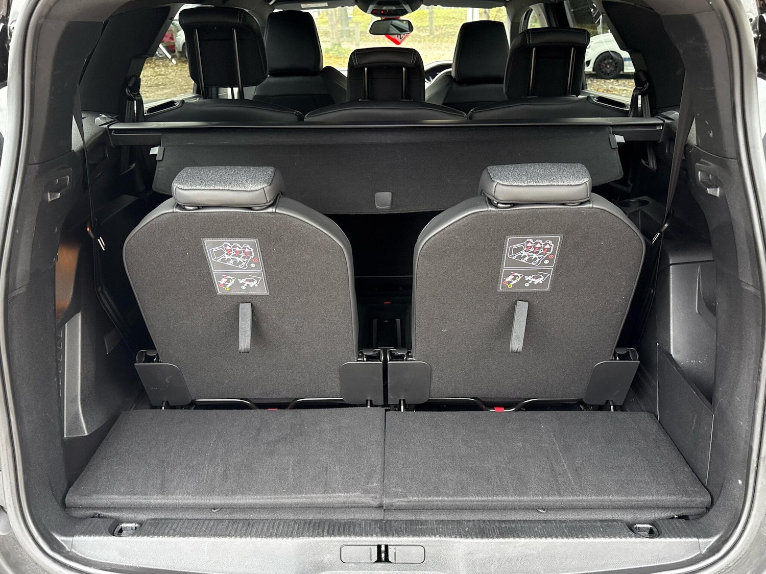 Used Peugeot 5008 2023 for sale - 76677028: Photo 5