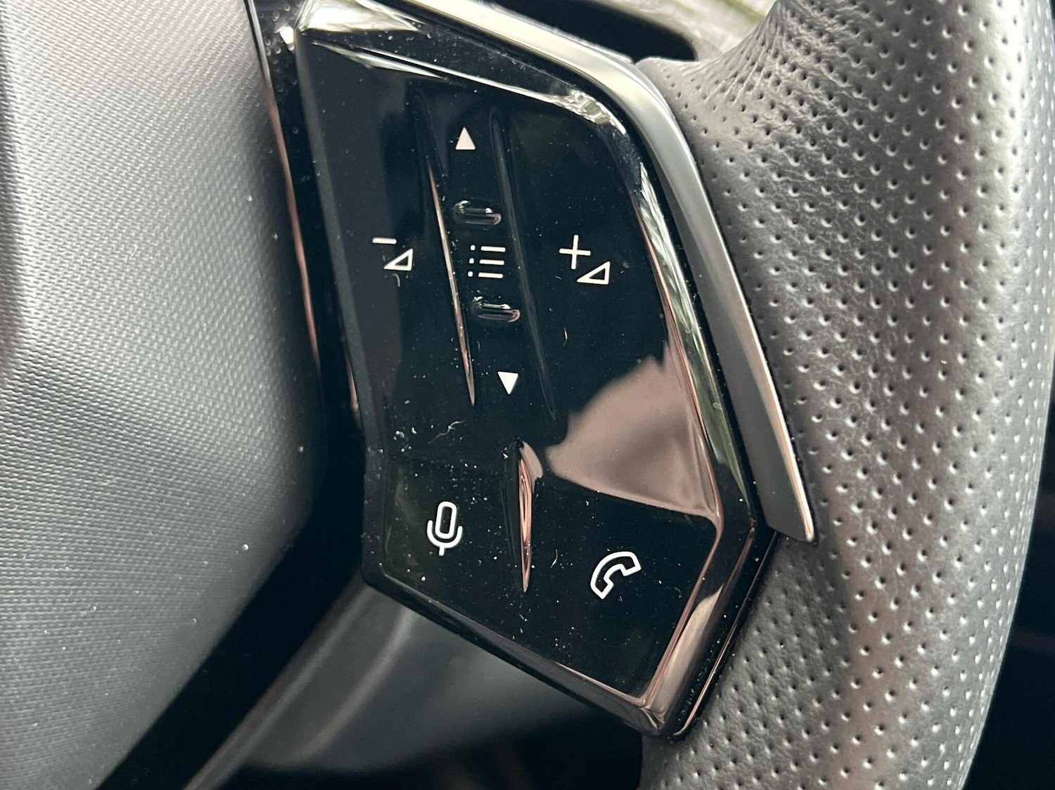 Used Peugeot 3008 2024 for sale - 76677848: Photo 22