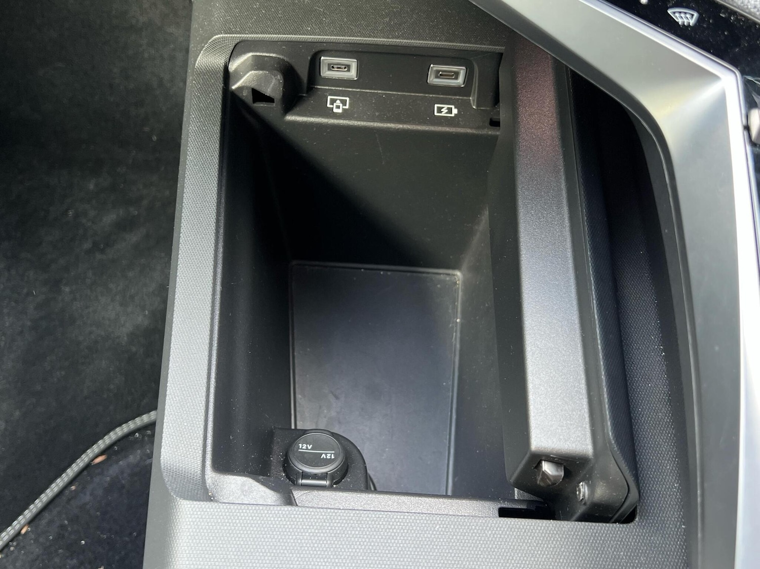 Used Peugeot 3008 2024 for sale - 76677945: Photo 22