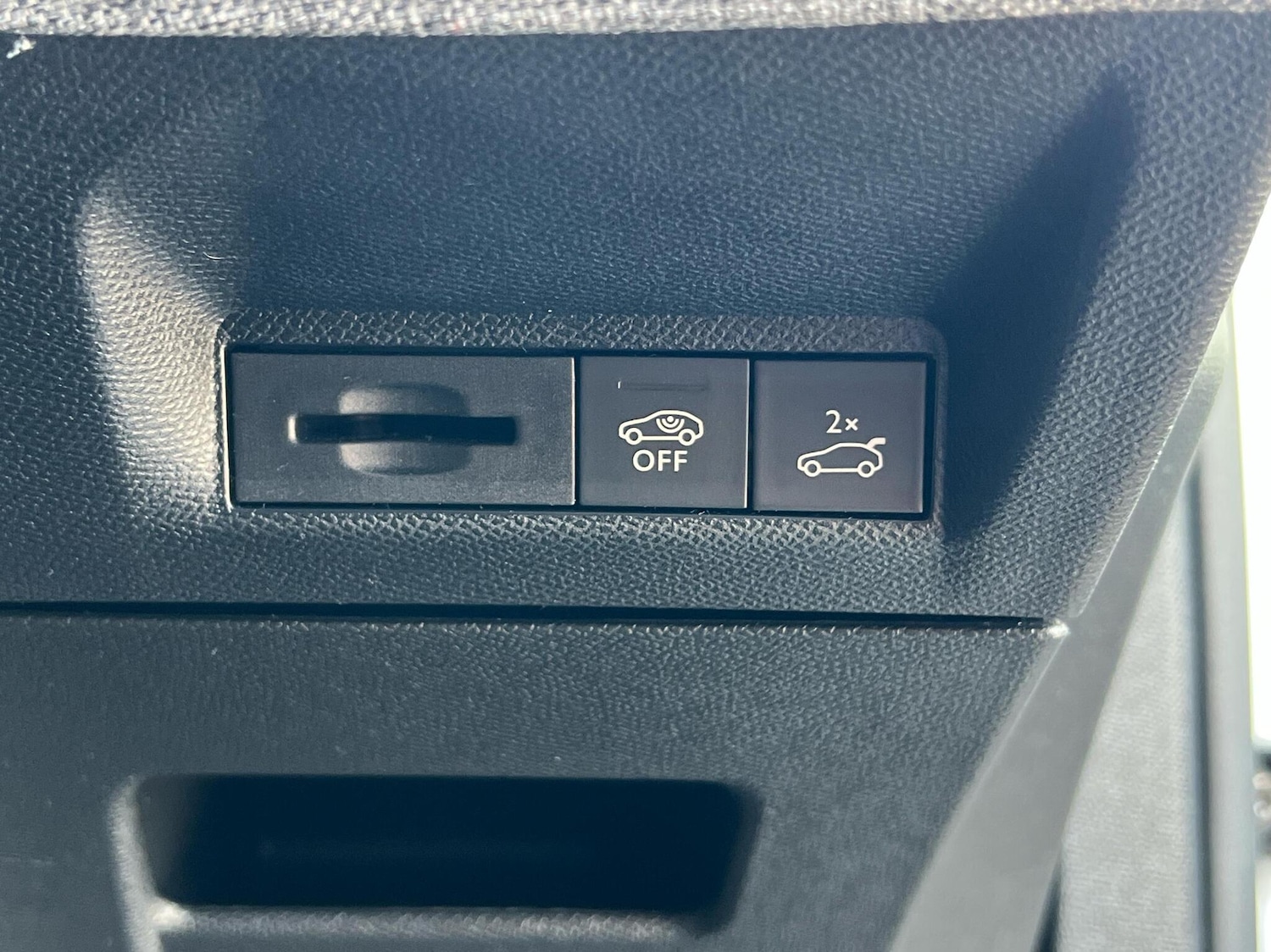 Used Peugeot 3008 2024 for sale - 76677945: Photo 24