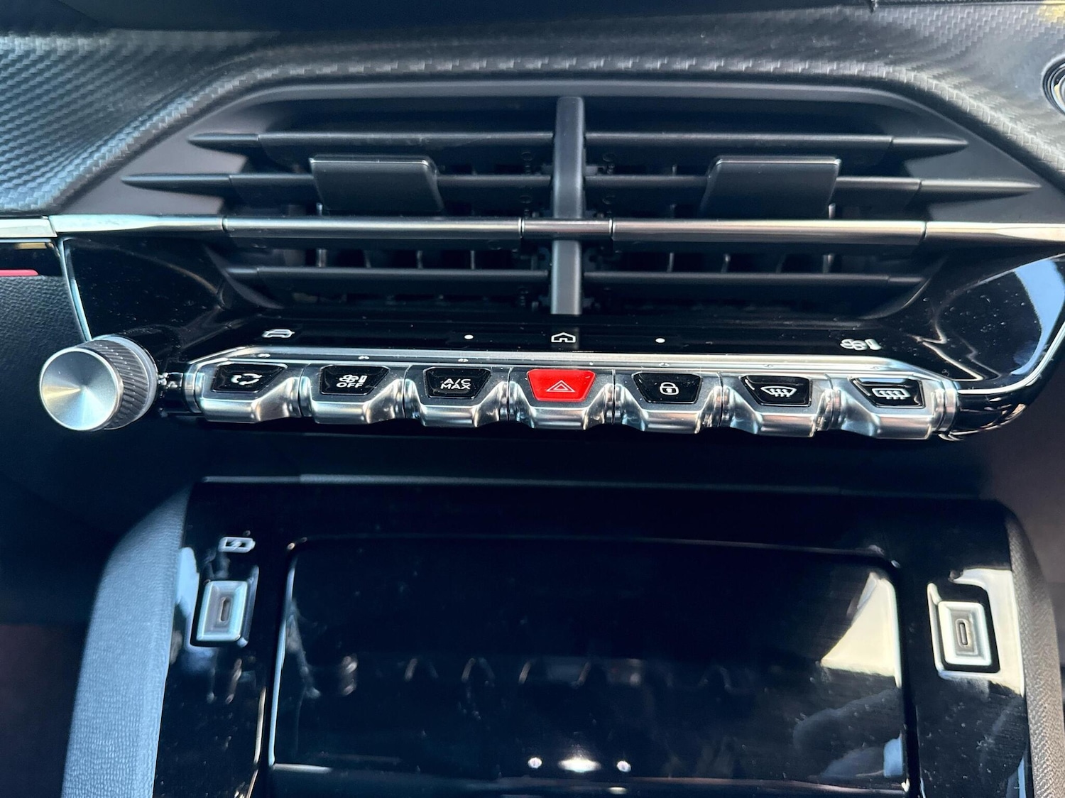 Used Peugeot 208 2024 for sale - 77165743: Photo 16