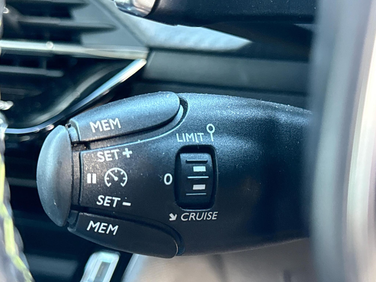 Used Peugeot 208 2024 for sale - 77165743: Photo 20