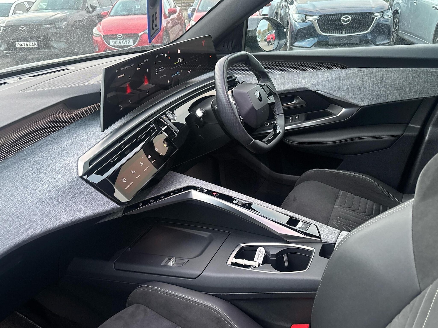 Used Peugeot 3008 2024 for sale - 76677908: Photo 2