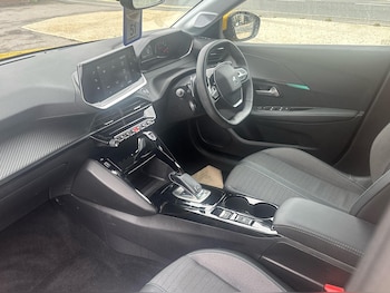 Used Peugeot 208 2021 for sale - 76681360: Photo