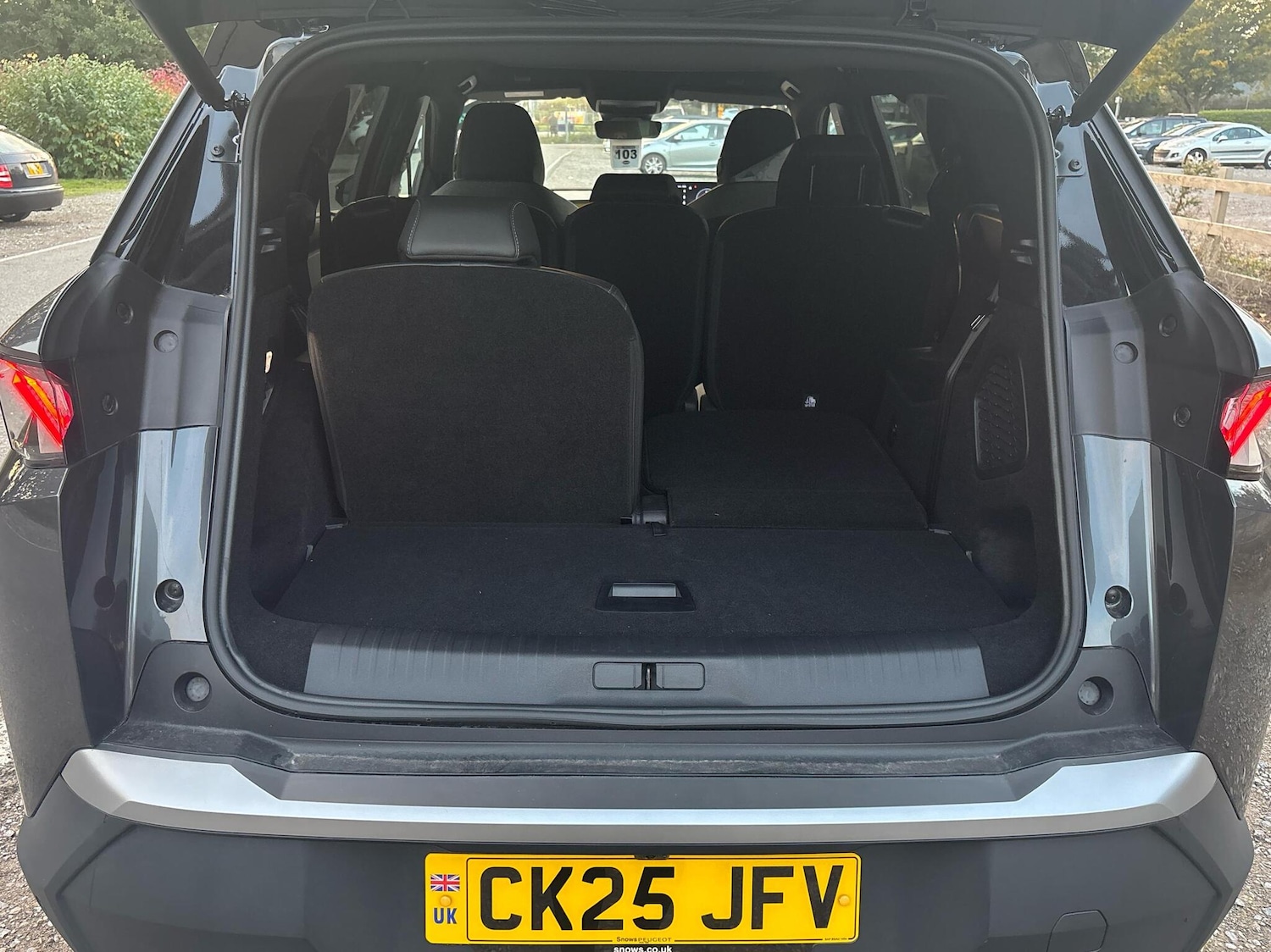 Used Peugeot 5008 2025 for sale - 76679591: Photo 5