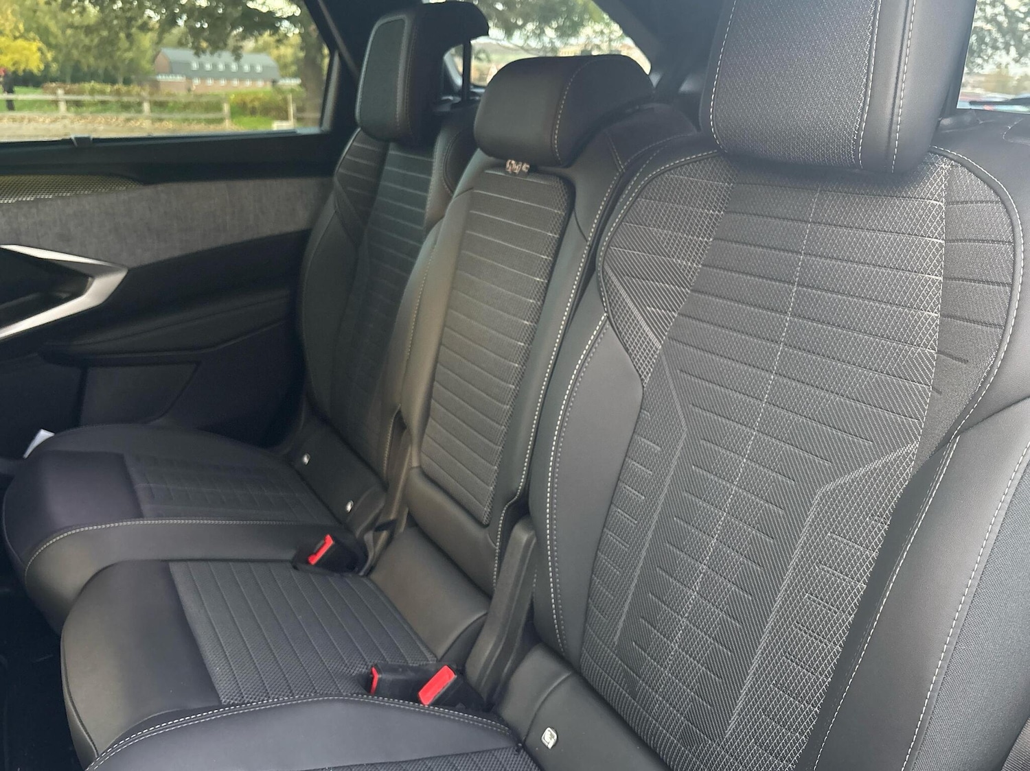 Used Peugeot 5008 2025 for sale - 76679591: Photo 6