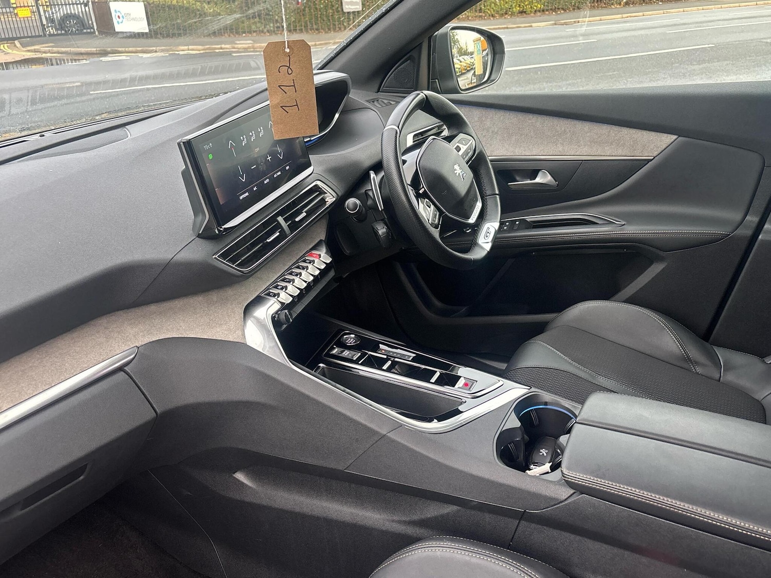 Used Peugeot 5008 2023 for sale - 76676354: Photo 2