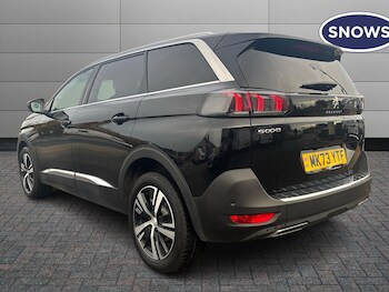 Used Peugeot 5008 2023 for sale - 76676354: Photo