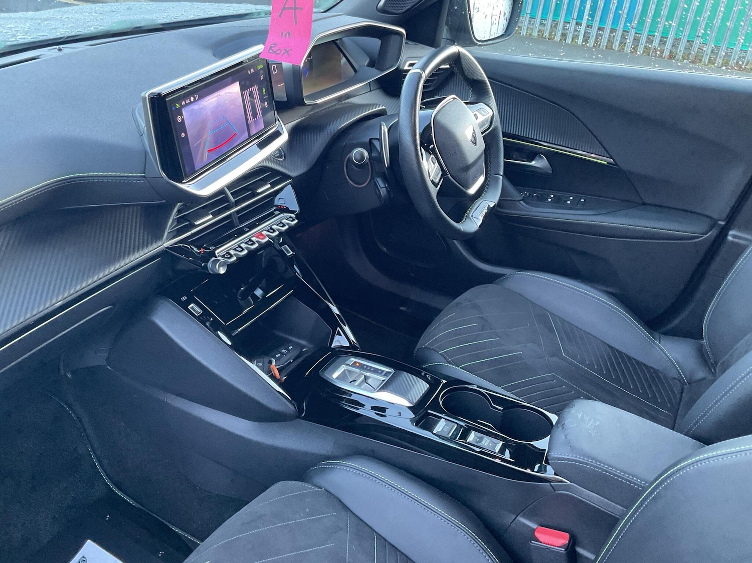 Used Peugeot 2008 2023 for sale - 77311459: Photo 2