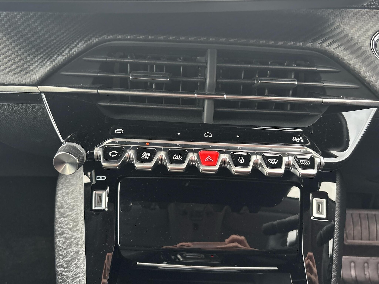 Used Peugeot 208 2024 for sale - 76676637: Photo 14