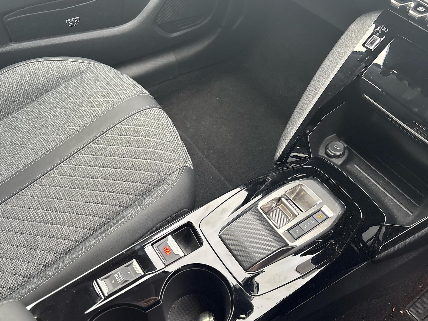 Used Peugeot 208 2024 for sale - 76676637: Photo 17