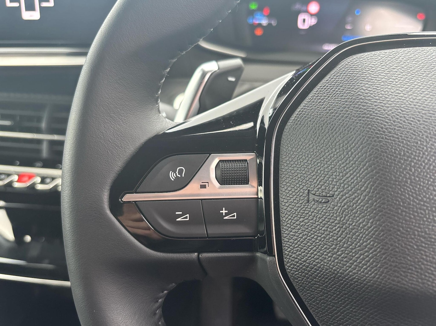 Used Peugeot 208 2024 for sale - 76676637: Photo 21