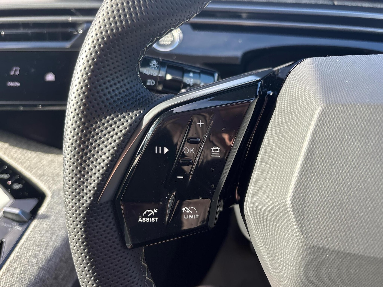 Used Peugeot 3008 2024 for sale - 76678288: Photo 21