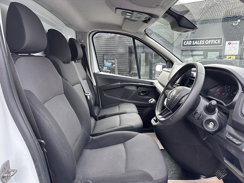 Used Renault Trafic 2023 for sale - 77452668: Photo 5