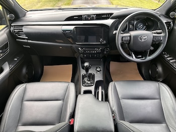 Used Toyota Hilux 2025 for sale - 78466489: Photo