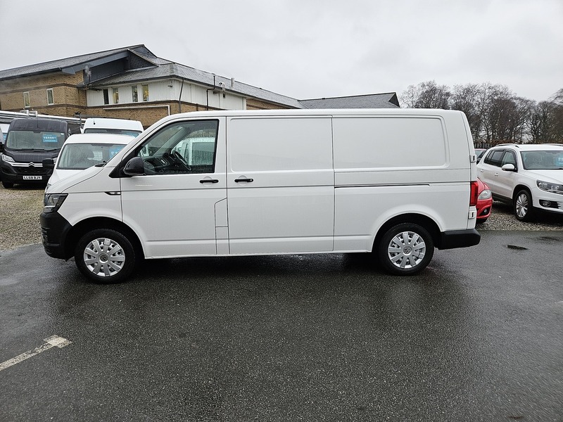 Used Volkswagen Transporter 2018 for sale - 77781066: Photo 10