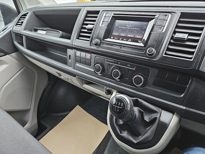 Used Volkswagen Transporter 2018 for sale - 77781066: Photo 15