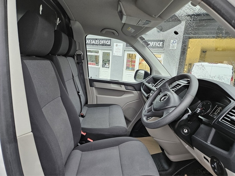 Used Volkswagen Transporter 2018 for sale - 77781066: Photo 5