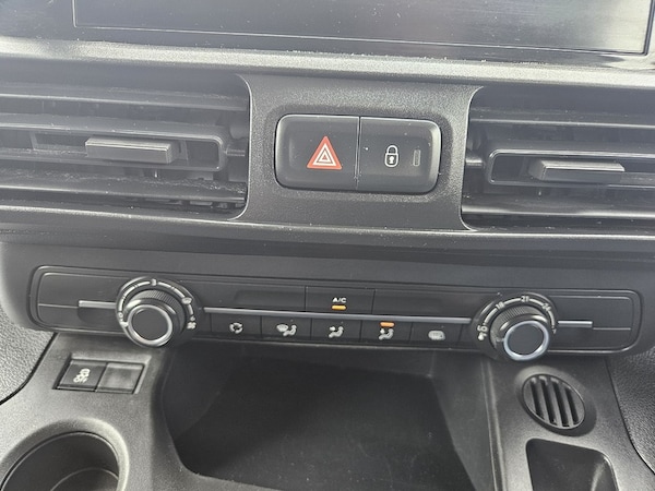 Used Peugeot Partner 2020 for sale - 76193981: Photo 22