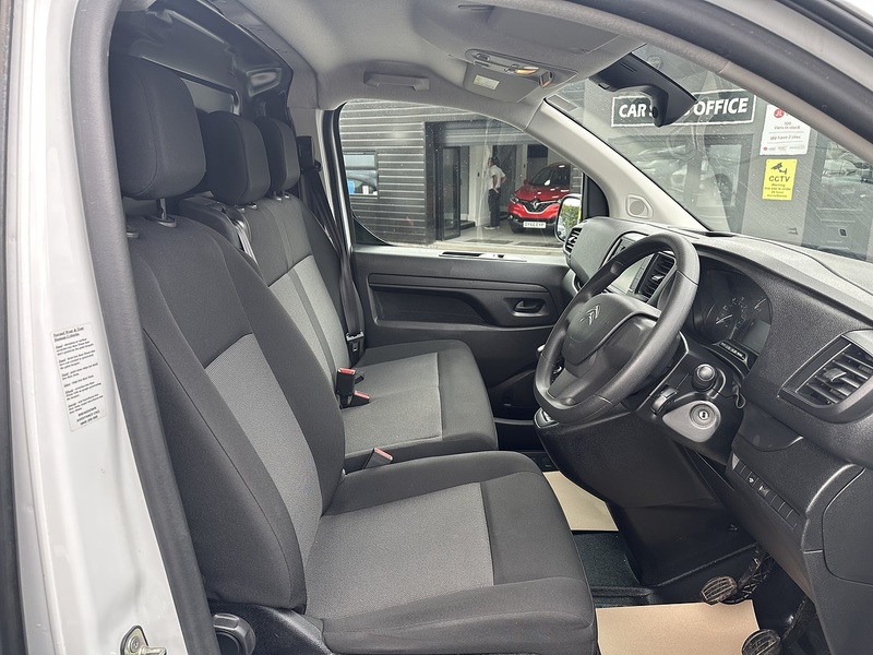 Used Citroen Dispatch 2023 for sale - 76698975: Photo 5