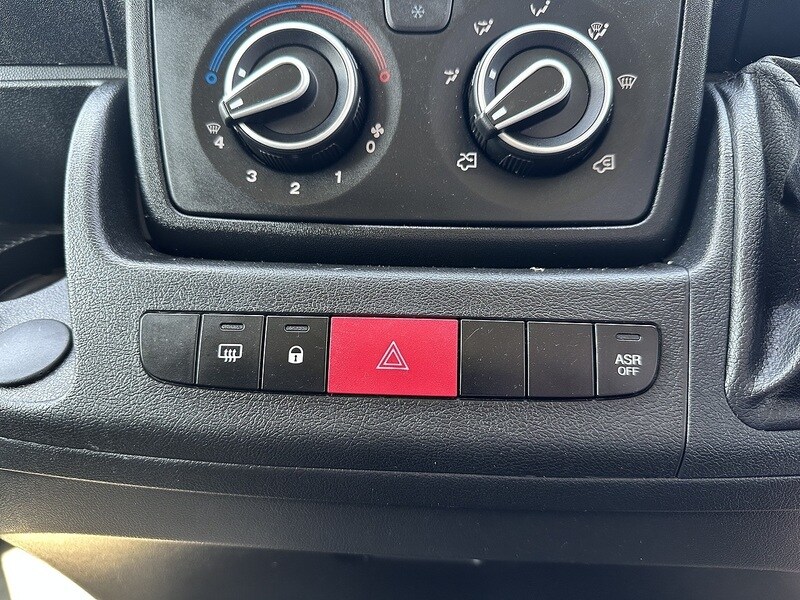 Used Peugeot Boxer 2023 for sale - 77850850: Photo 25