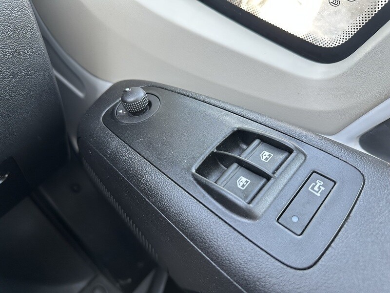 Used Peugeot Boxer 2023 for sale - 77850850: Photo 28