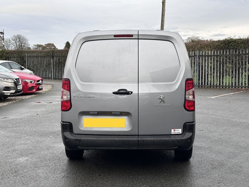 Used Peugeot Partner 2020 for sale - 77502618: Photo 18