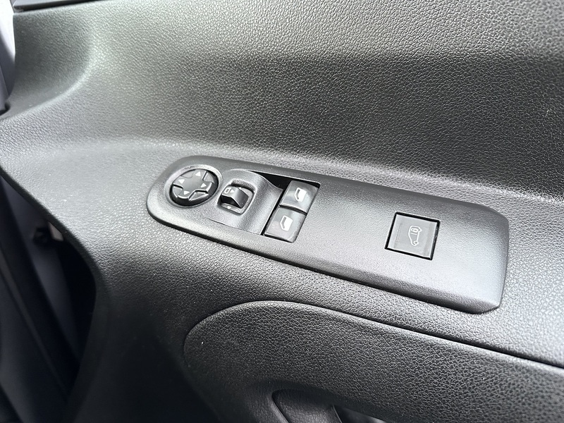 Used Peugeot Partner 2020 for sale - 77502618: Photo 32