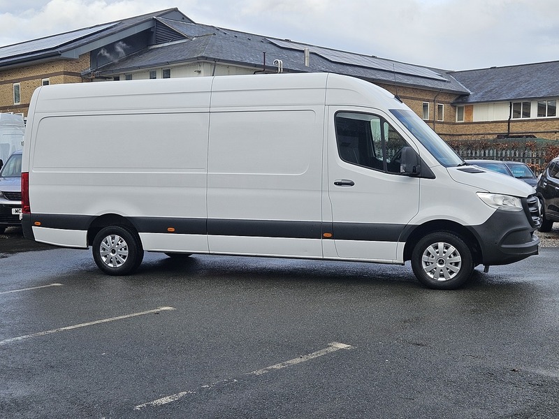 Used Mercedes-Benz Sprinter 2023 for sale - 77213120: Photo 8