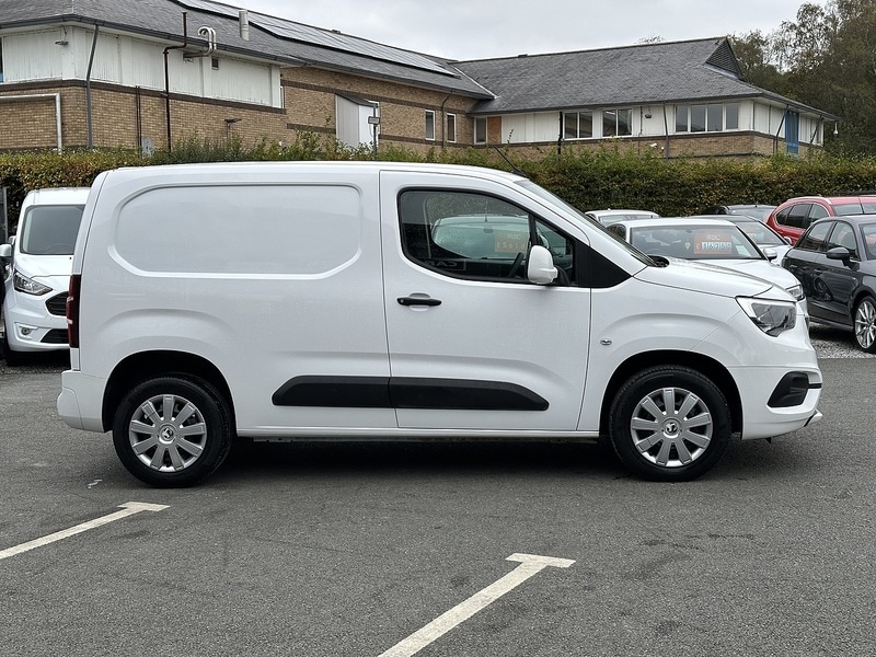 Used Vauxhall Combo 2020 for sale - 76477850: Photo 8