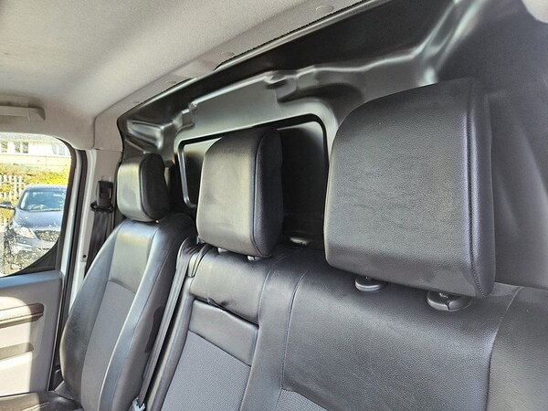 Used Vauxhall Vivaro 2021 for sale - 76280560: Photo 15