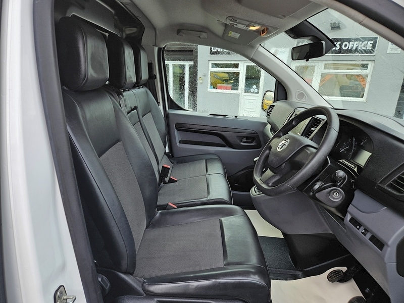 Used Vauxhall Vivaro 2021 for sale - 76280560: Photo 5