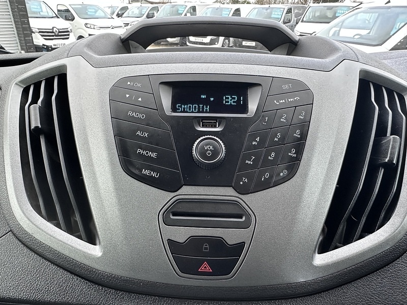 Used Ford Transit 2017 for sale - 77200939: Photo 21