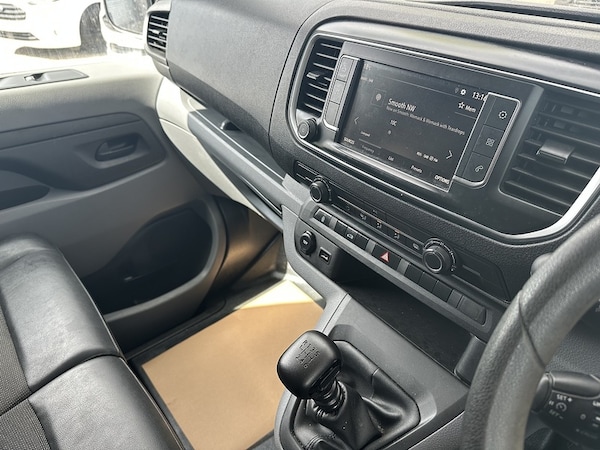 Used Vauxhall Vivaro 2022 for sale - 76263803: Photo 14