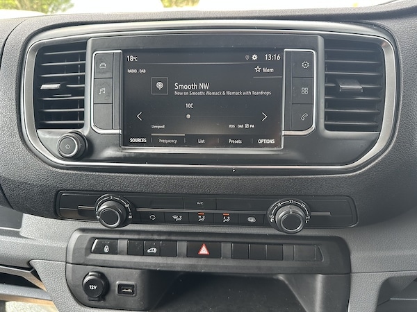 Used Vauxhall Vivaro 2022 for sale - 76263803: Photo 20