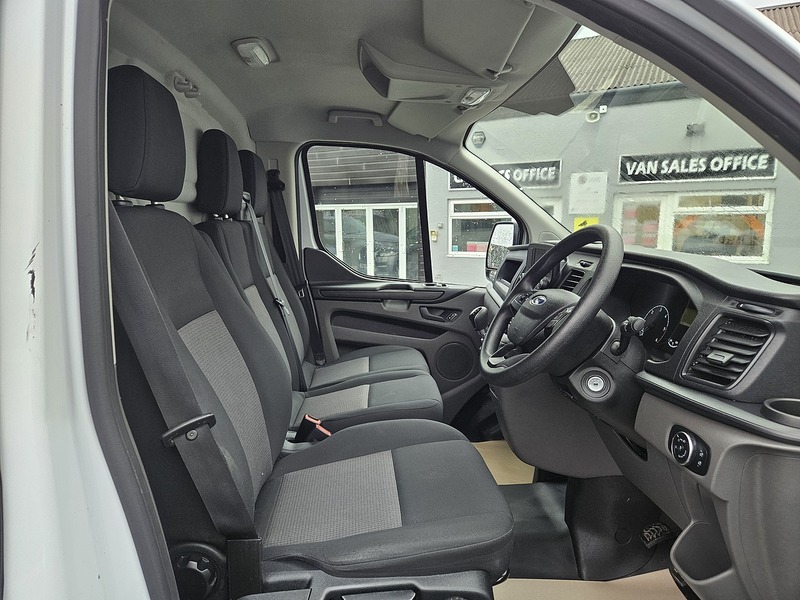 Used Ford Transit Custom 2021 for sale - 77572360: Photo 4