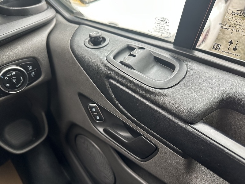 Used Ford Transit Custom 2022 for sale - 75474246: Photo 33